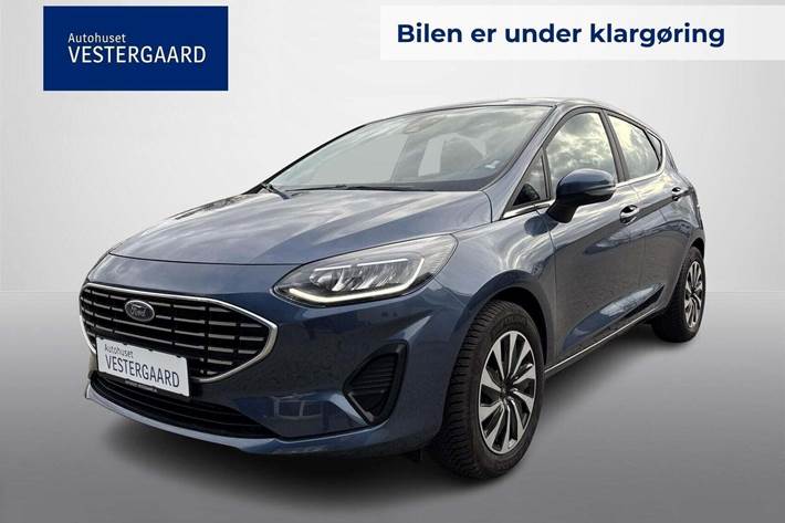 Blå Ford Fiesta fra 2022