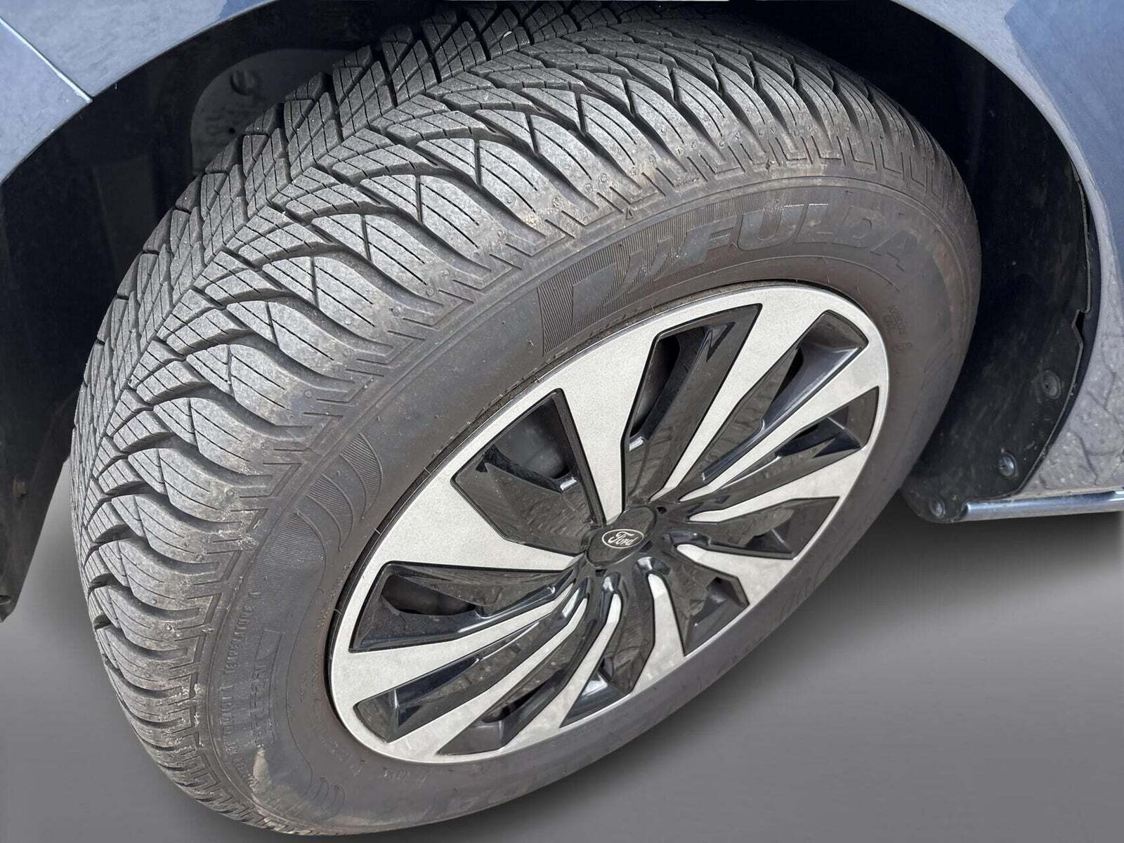 Blå Ford Fiesta fra 2022