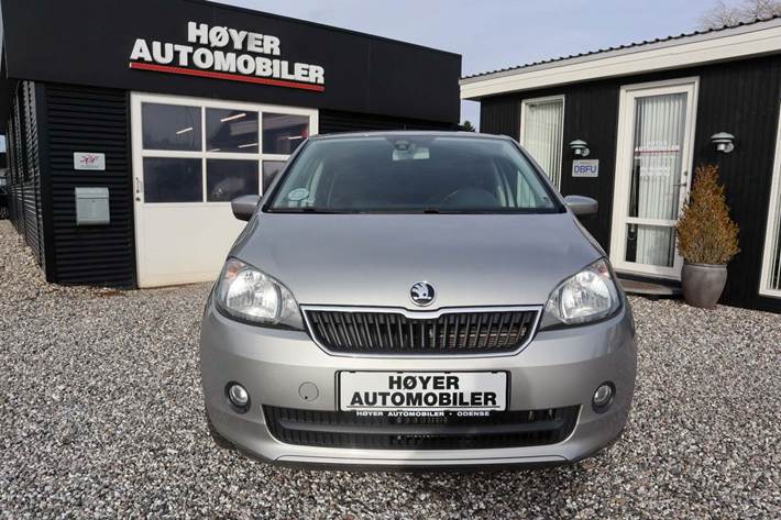 Grå Skoda Citigo fra 2016