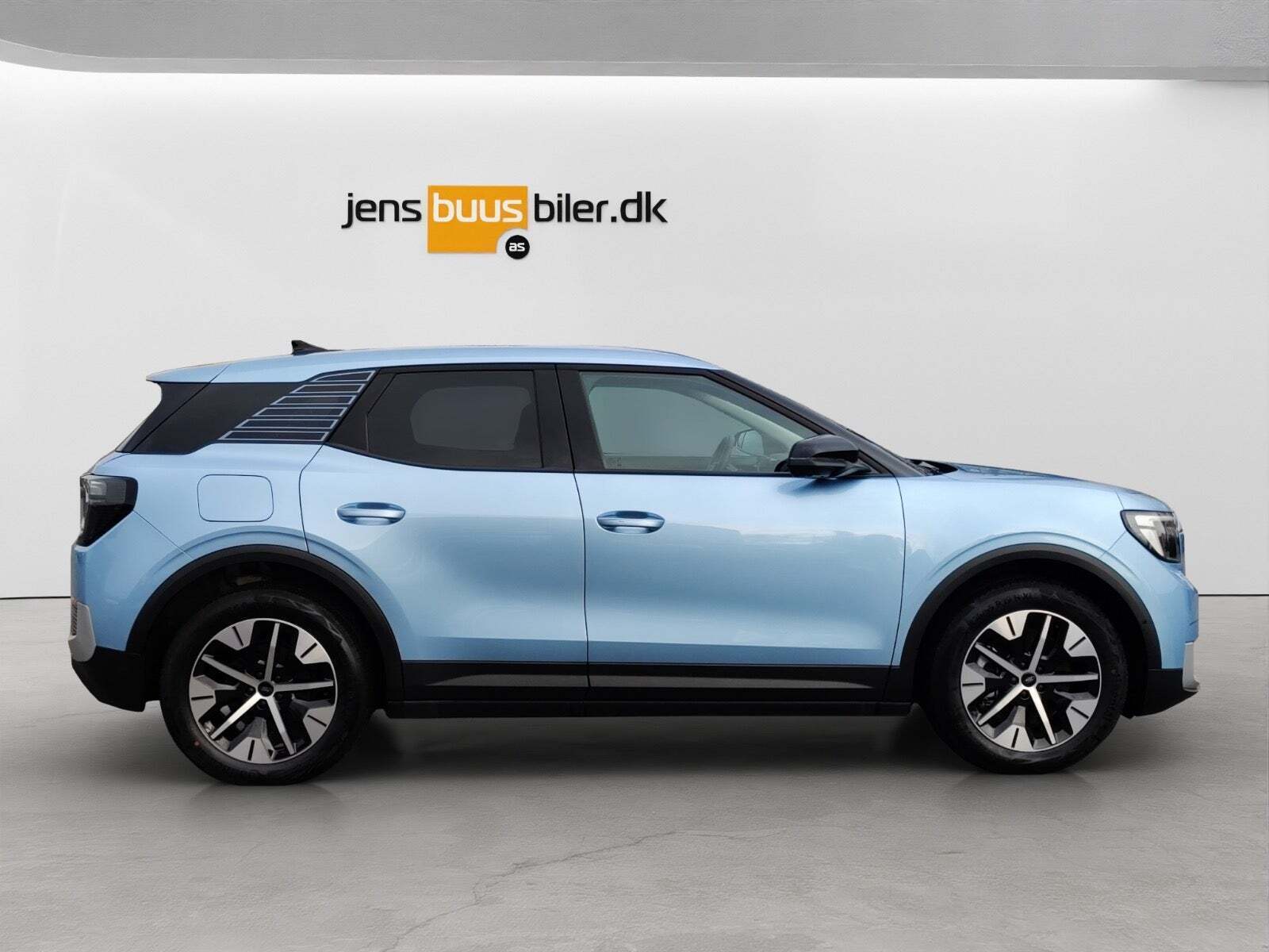 Ford Explorer 77 Select Extended Range