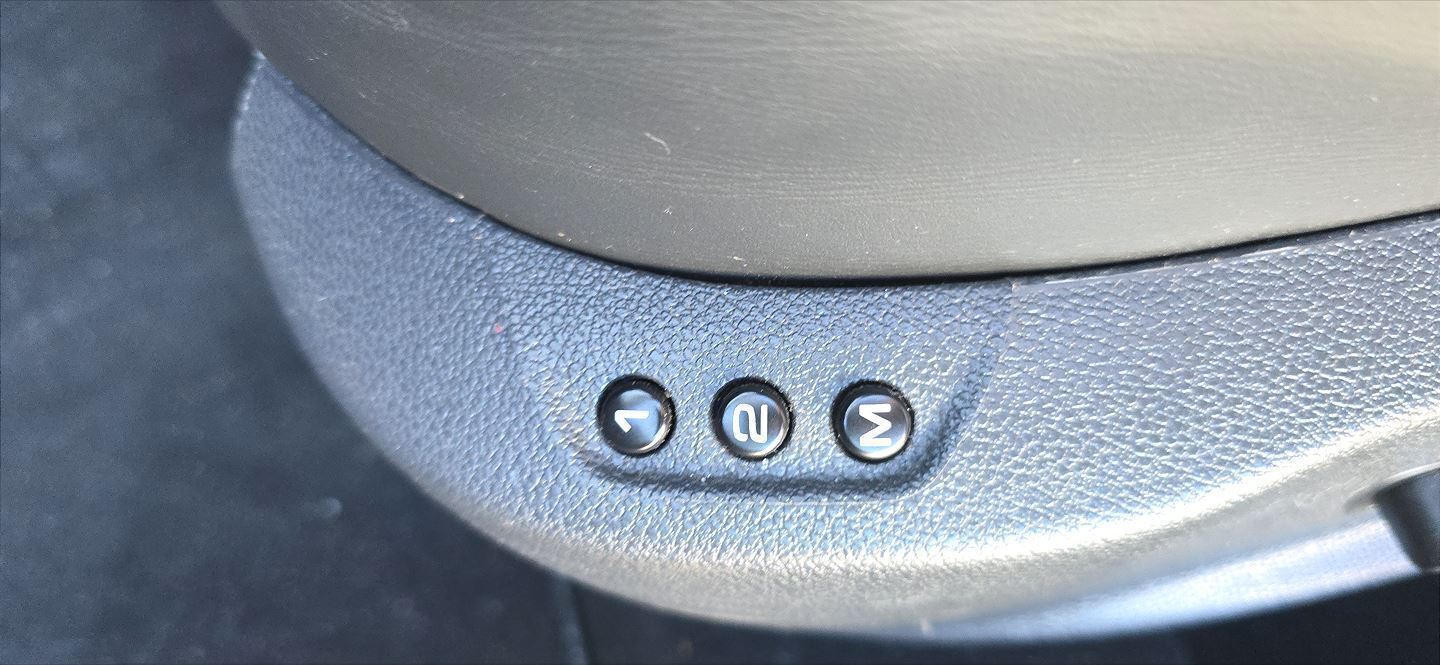 Sort Peugeot RCZ fra 2010