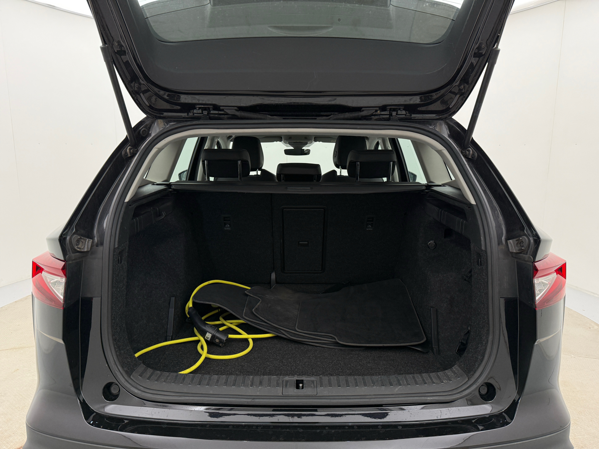 Sort Skoda Enyaq fra 2021