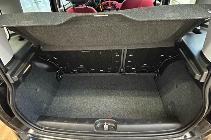 Sort Fiat Panda fra 2012