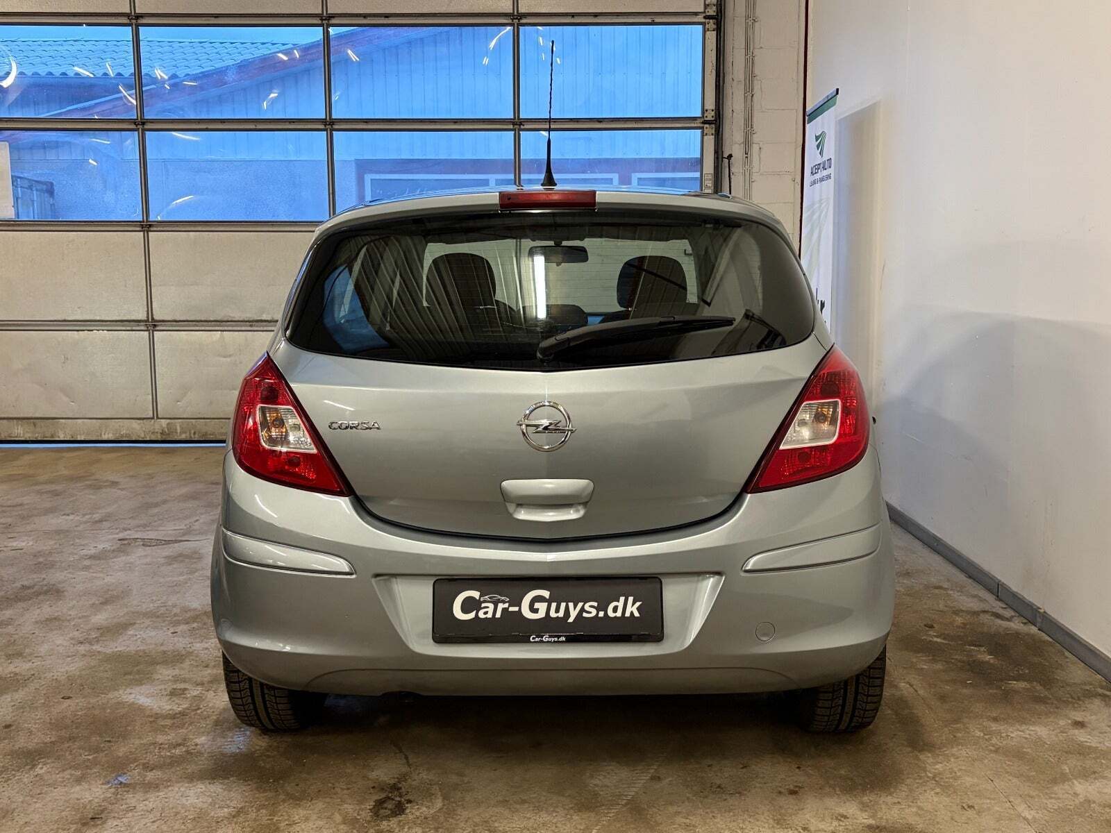 Opel Corsa 1,2 16V Enjoy