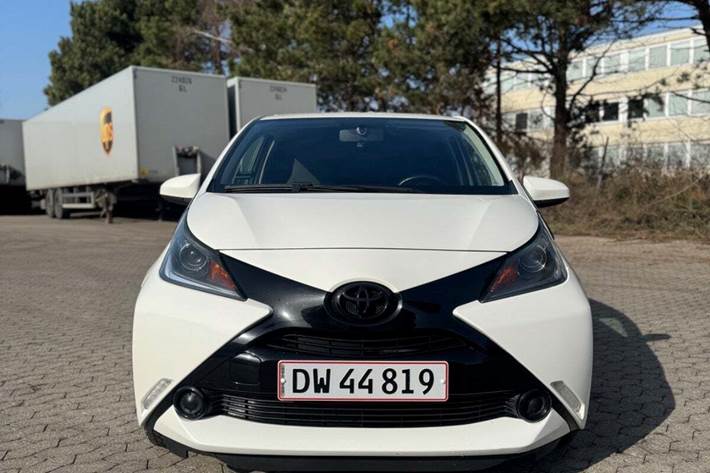 undefined Toyota Aygo fra 2015