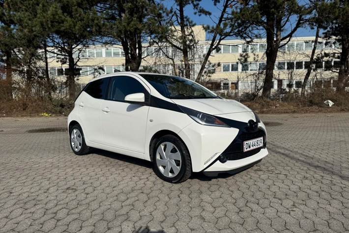 undefined Toyota Aygo fra 2015