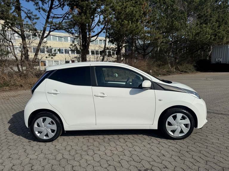 Toyota Aygo 1,0 VVT-i x