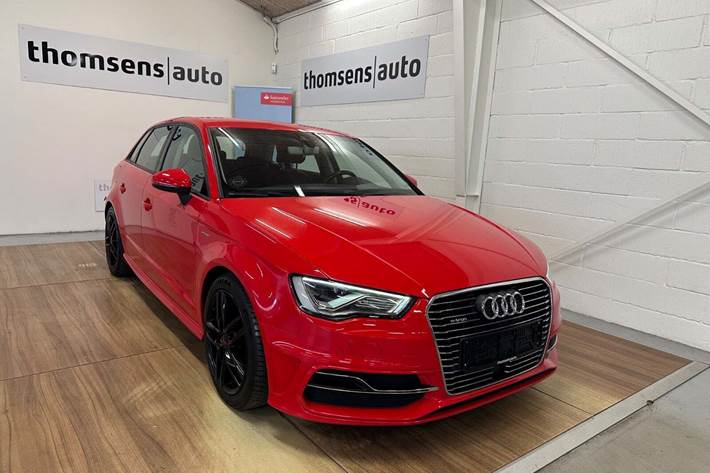 Rød Audi A3 fra 2016