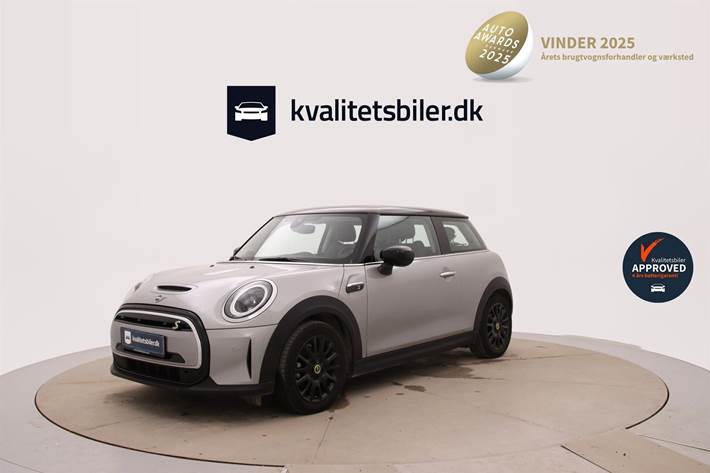 Sølv Mini Cooper fra 2023