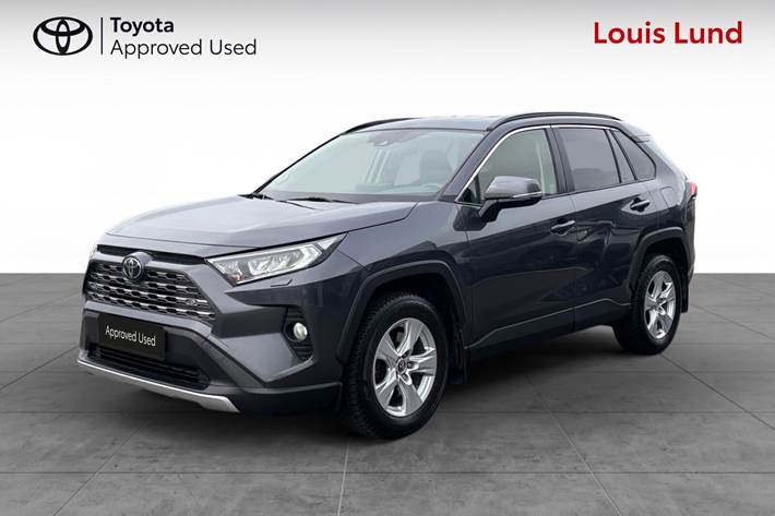 Grå Toyota RAV4 fra 2019 set udefra