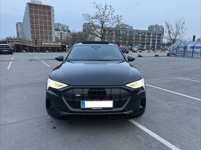 Audi e-tron 50 S-line quattro