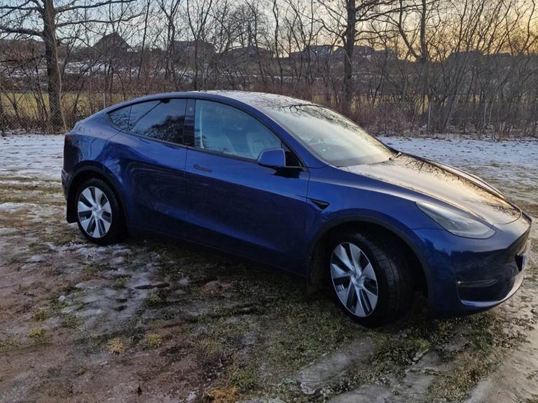 Tesla Model Y Long Range AWD