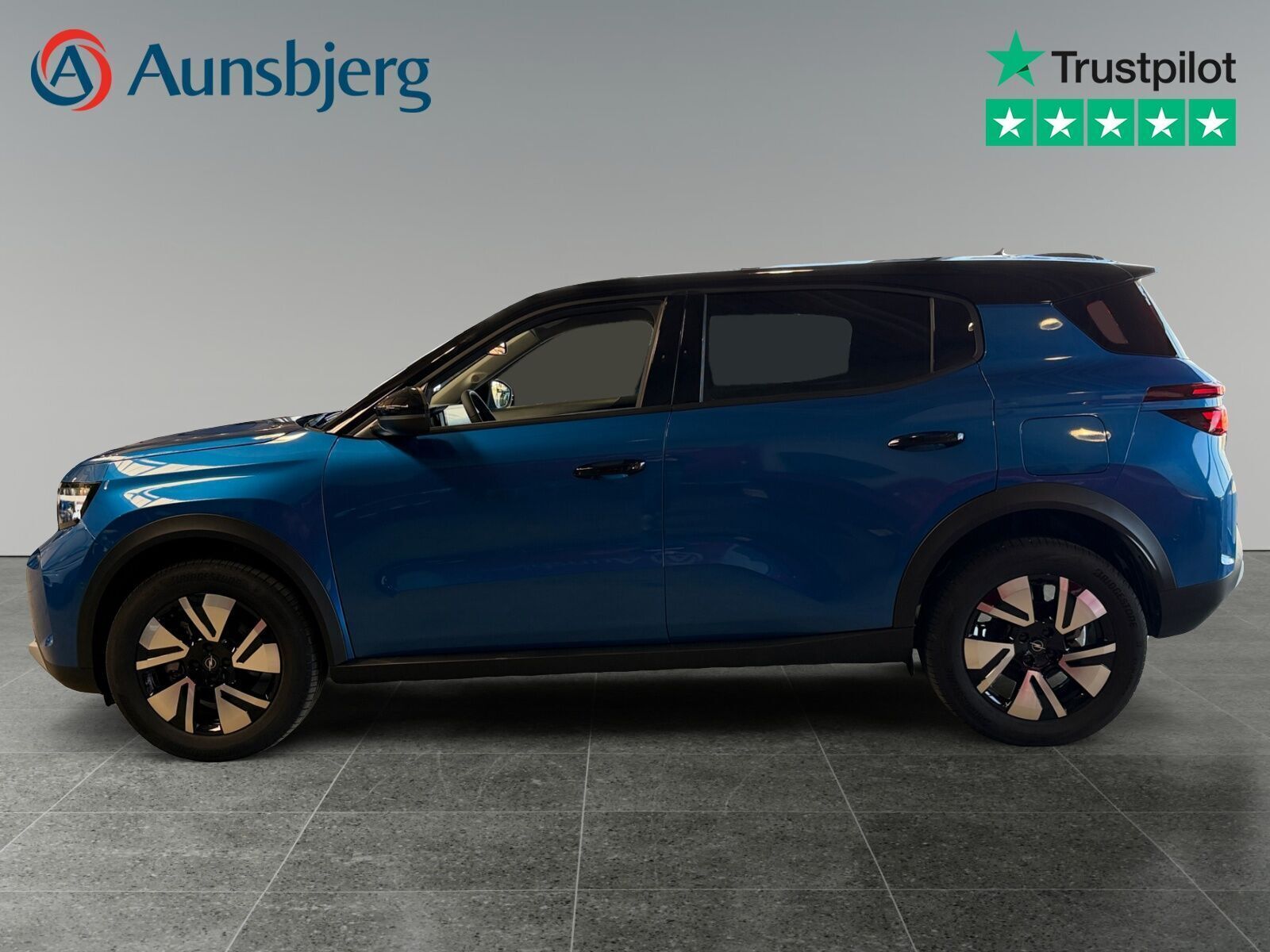 Blå Opel Frontera fra 2025