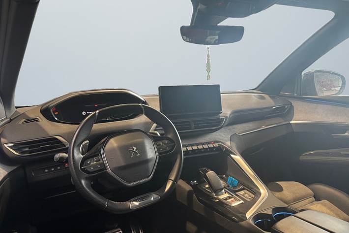 Blå Peugeot 3008 fra 2021