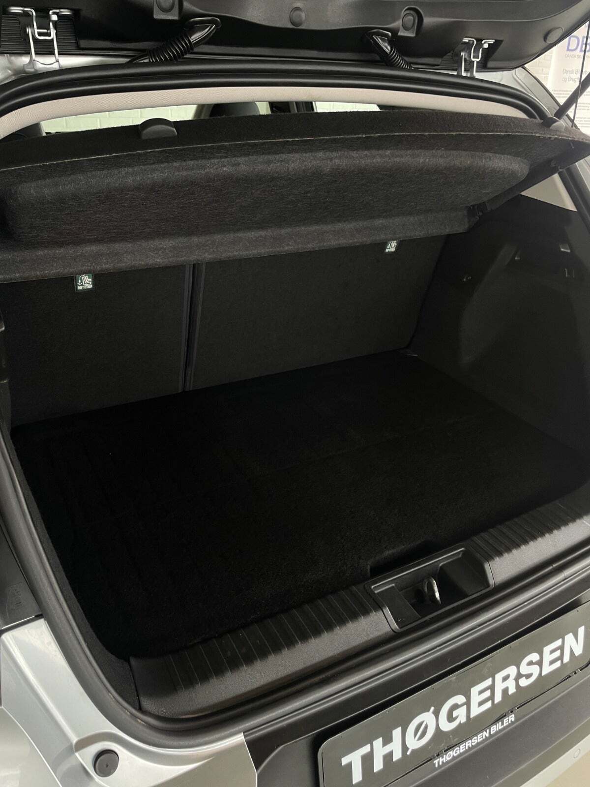 Sølv Renault Captur fra 2020