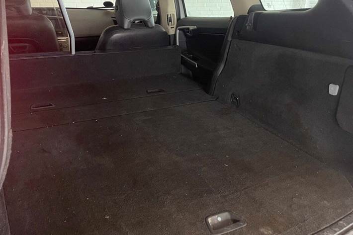 Sølv Volvo XC60 fra 2009