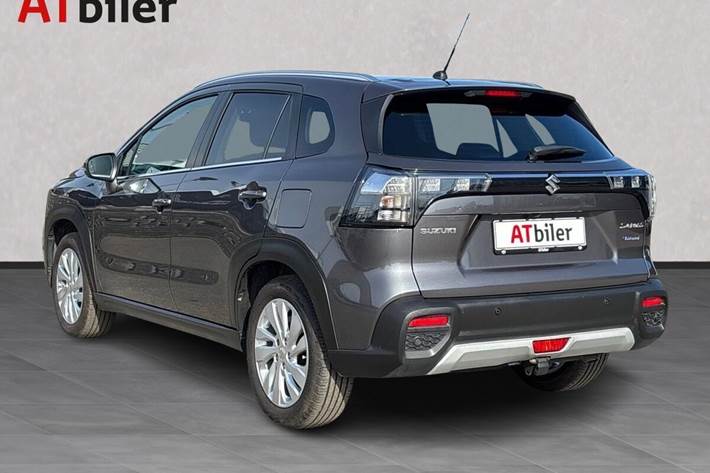 Sort Suzuki S-Cross fra 2024