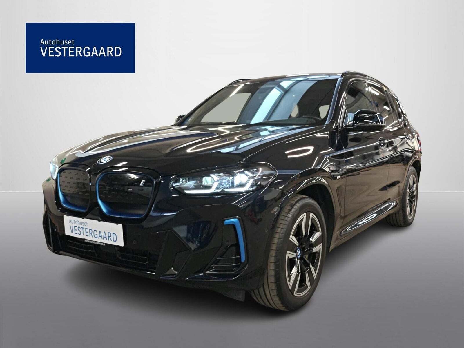 BMW iX3 Charged M-Sport