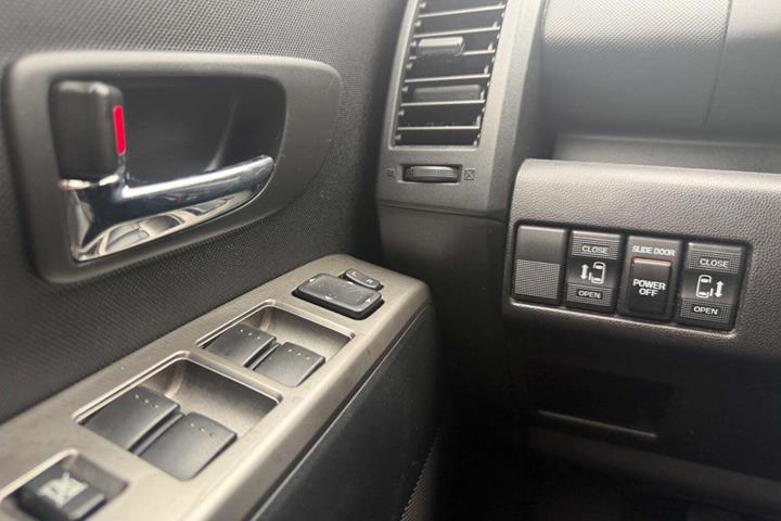 undefined Mazda 5 fra 2008