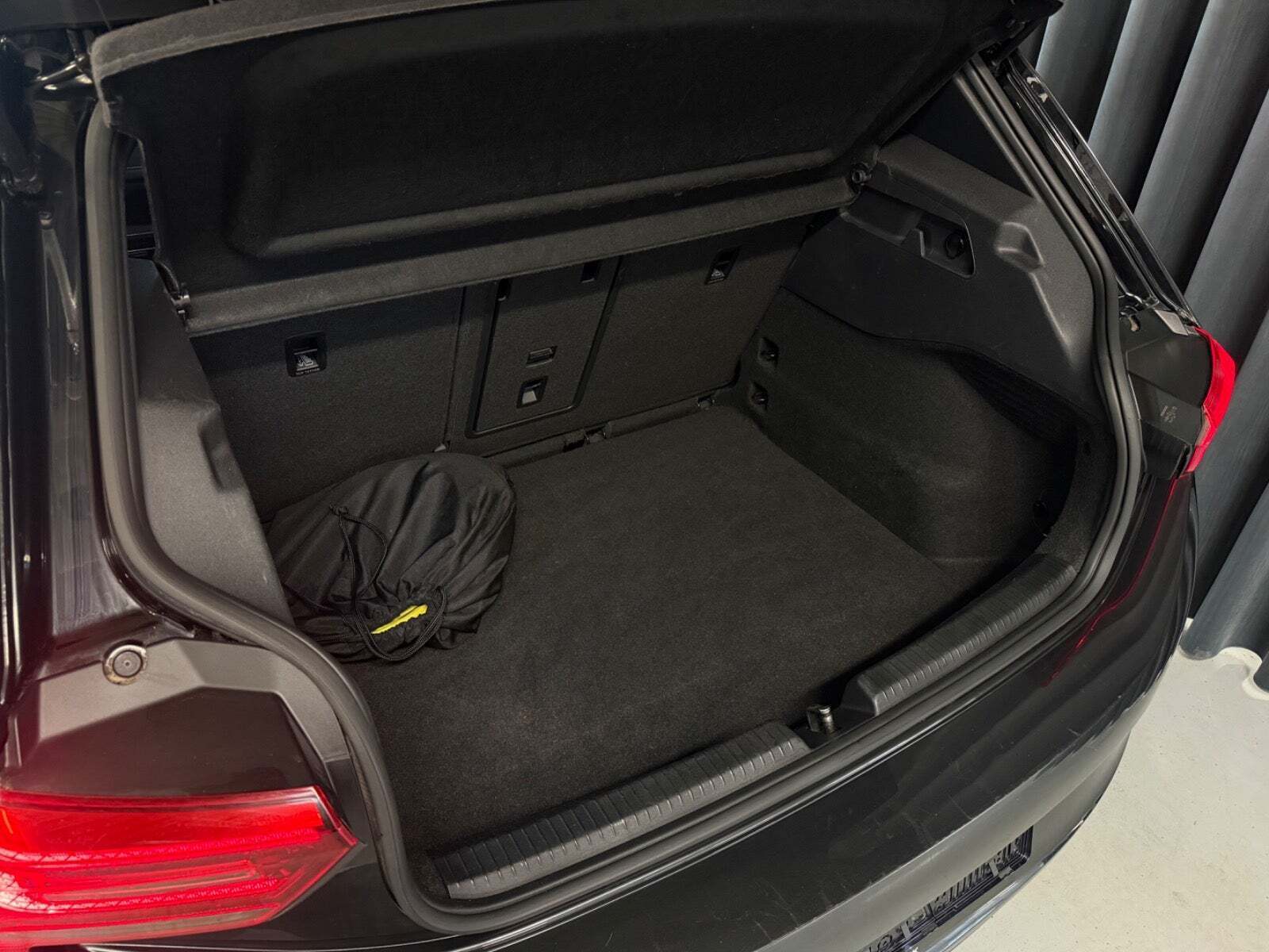 Grå VW ID.3 fra 2021