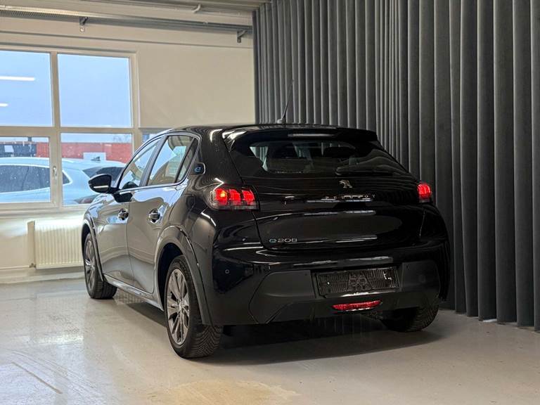 Peugeot e-208 50 Active Pack