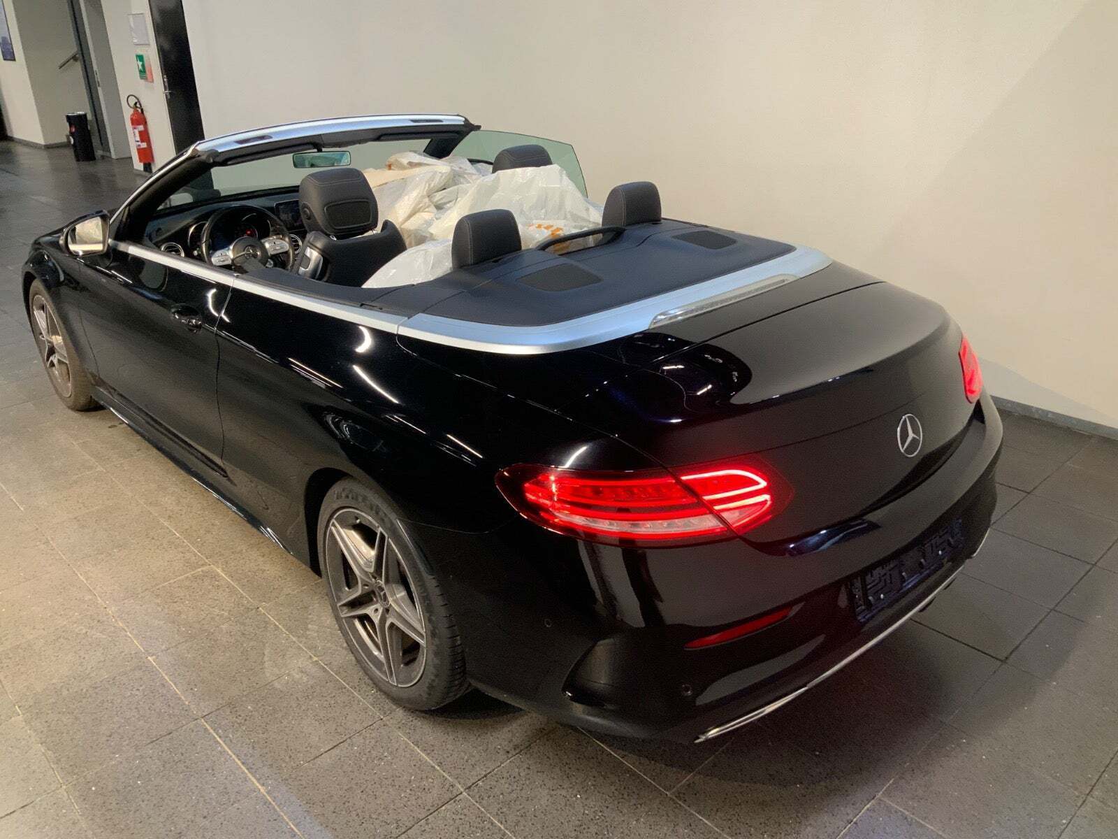 Mercedes C200 1,5 AMG Line Cabriolet aut.