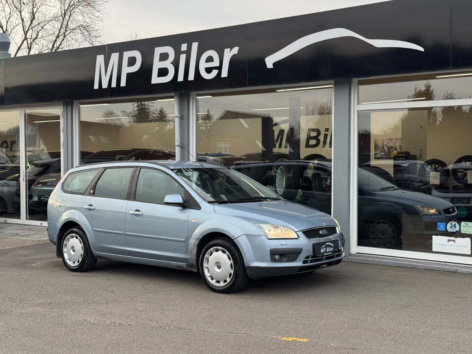 Ford Focus 1,6 Ti-VCT Ghia stc.