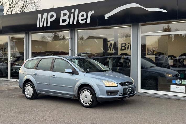 Blå Ford Focus fra 2005