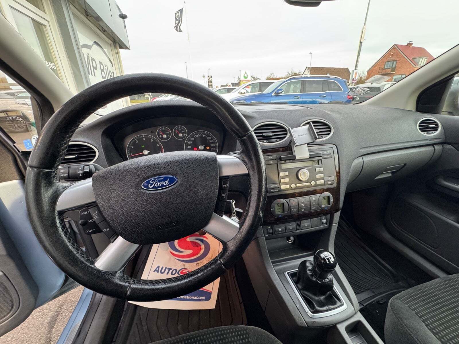 Blå Ford Focus fra 2005