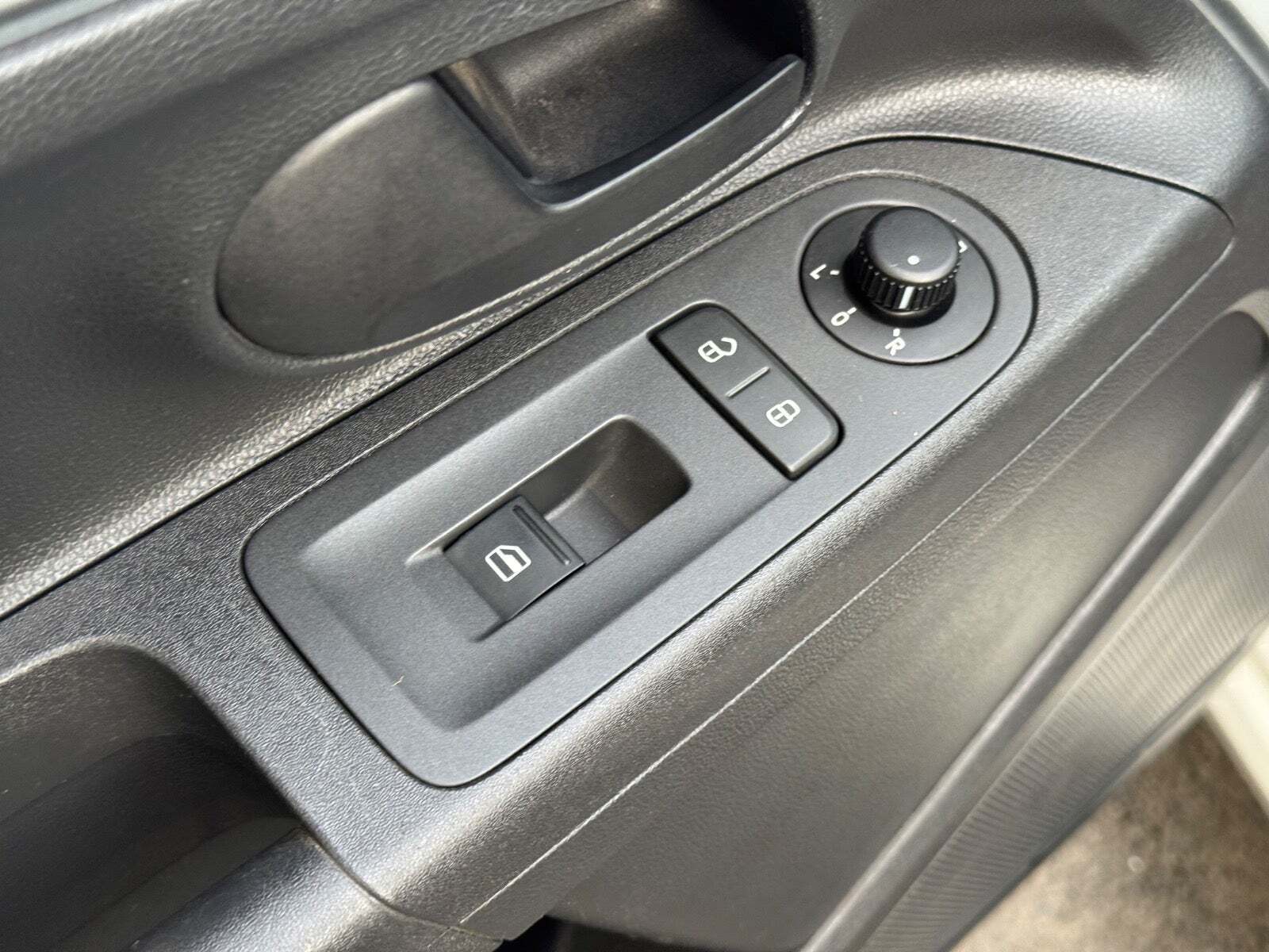 Orange Skoda Citigo fra 2015