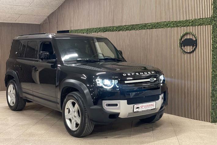 Sort Land Rover Defender 110 fra 2021