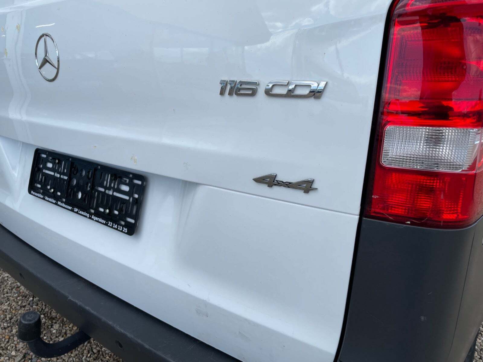 Hvid Mercedes Vito 116 fra 2020