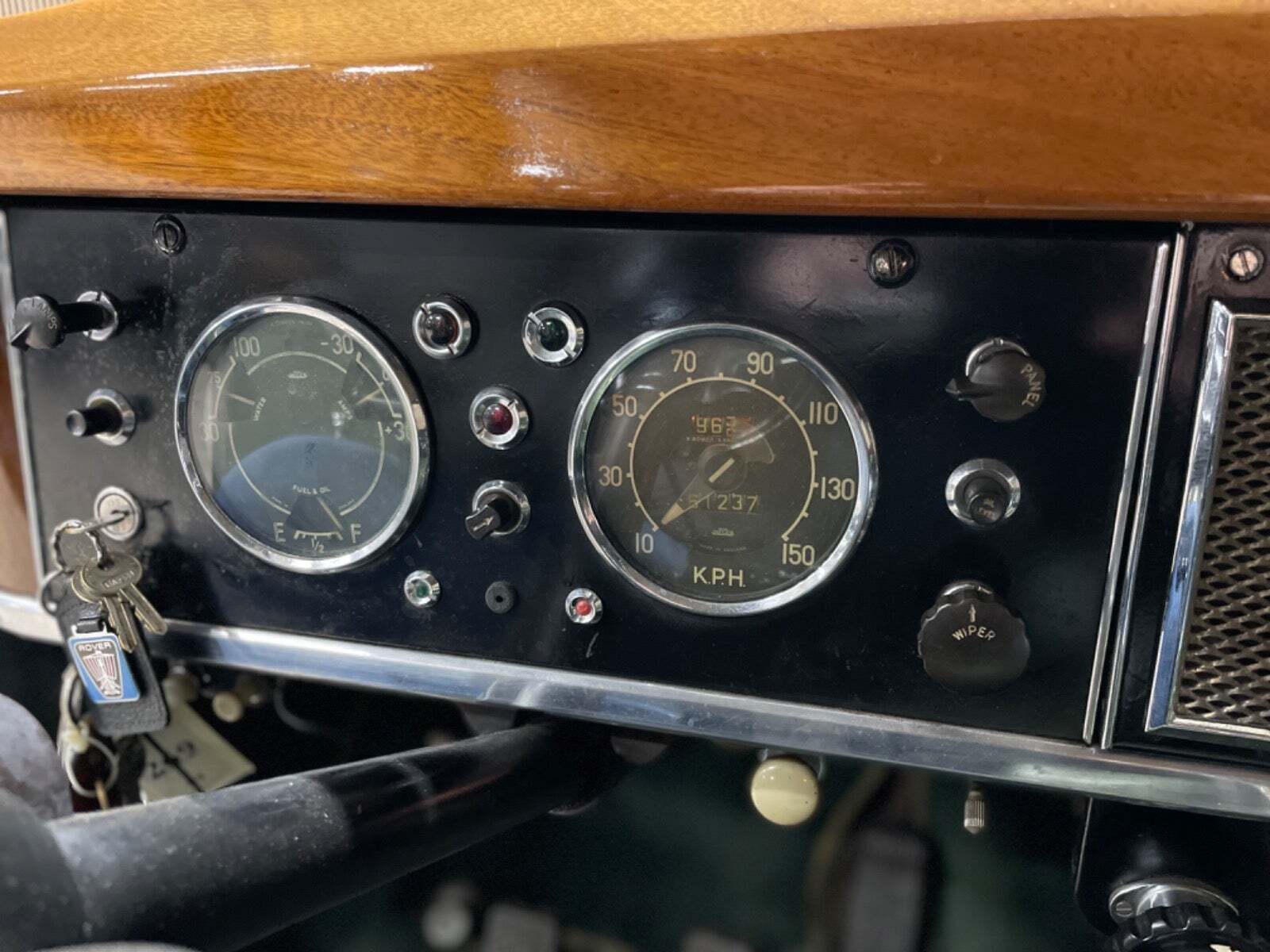 Grå Rover P4 fra 1953