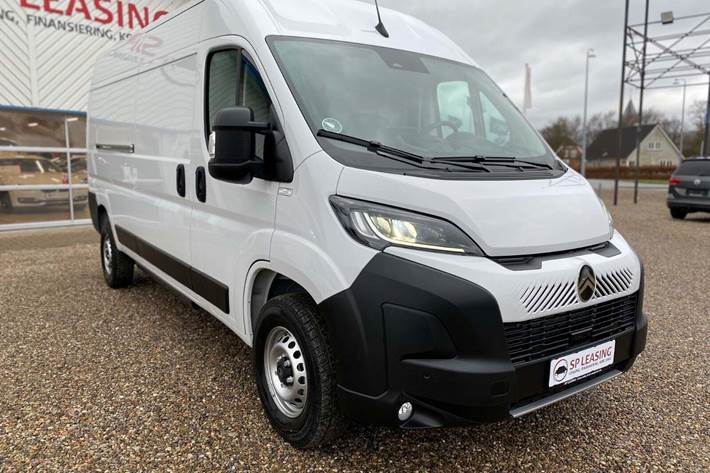 Hvid Citroën ë-Jumper 35H fra 2025