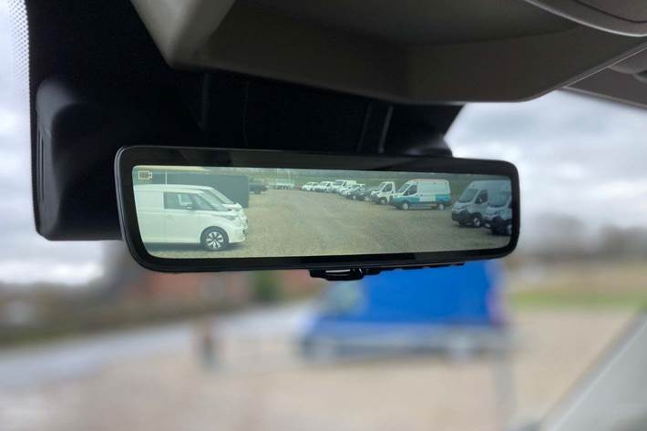 Hvid Citroën ë-Jumper 35H fra 2025