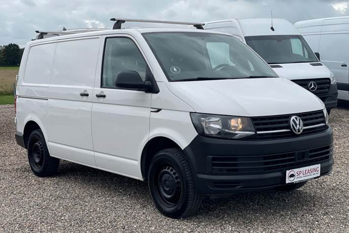 Hvid VW Transporter fra 2018