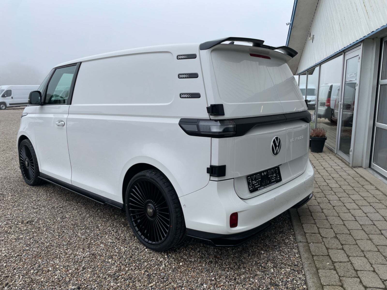 VW ID.Buzz 77 Style Van