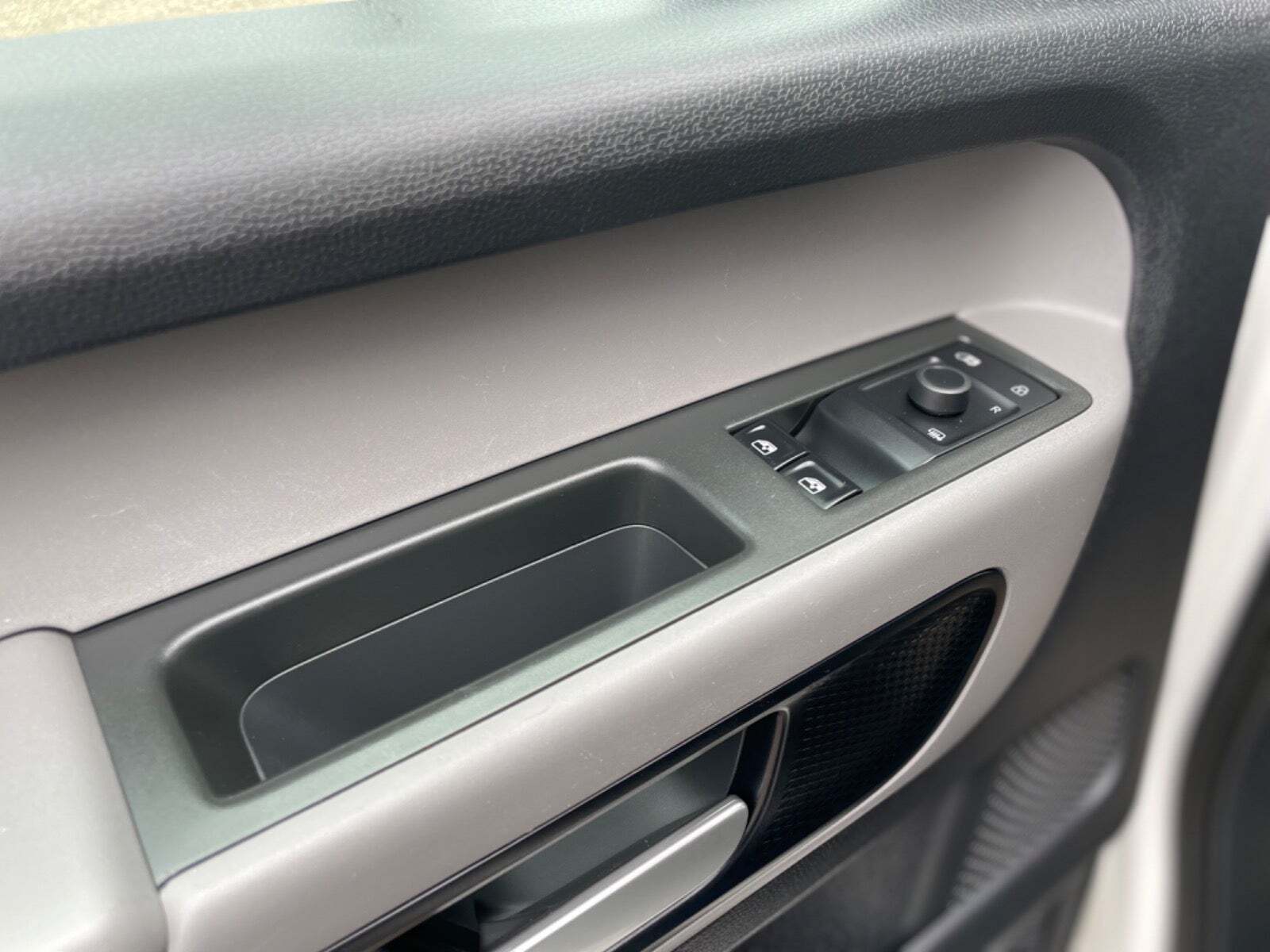 Hvid VW ID.Buzz fra 2024