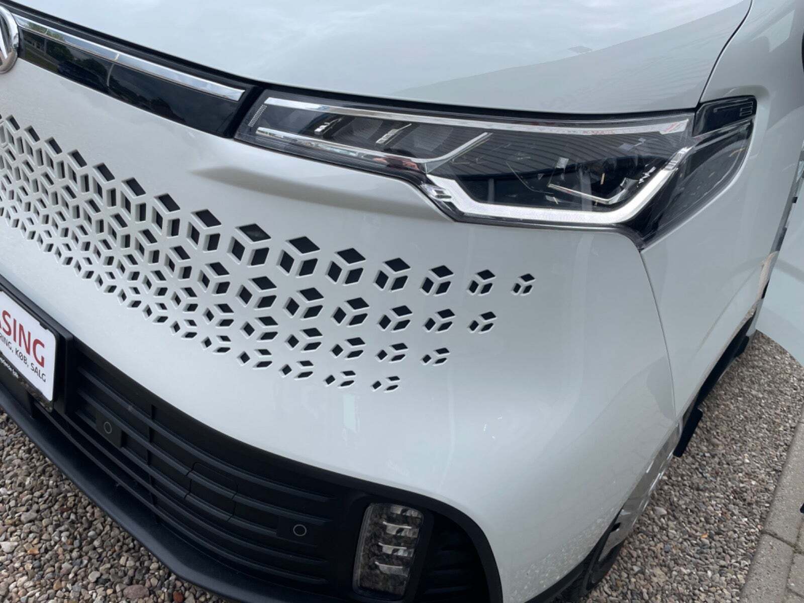 Hvid Maxus e-Deliver 7 fra 2024