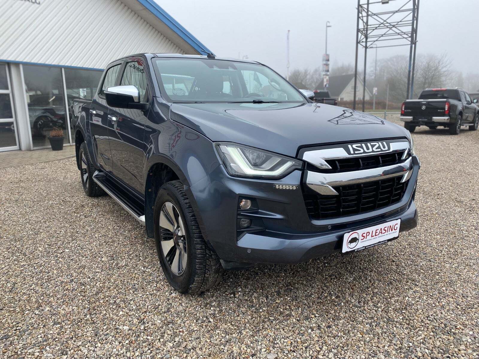 Isuzu D-Max 1,9 TD 163 Crew Cab Premium