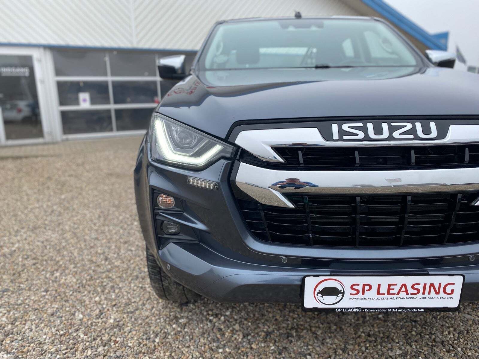 Isuzu D-Max 1,9 TD 163 Crew Cab Premium