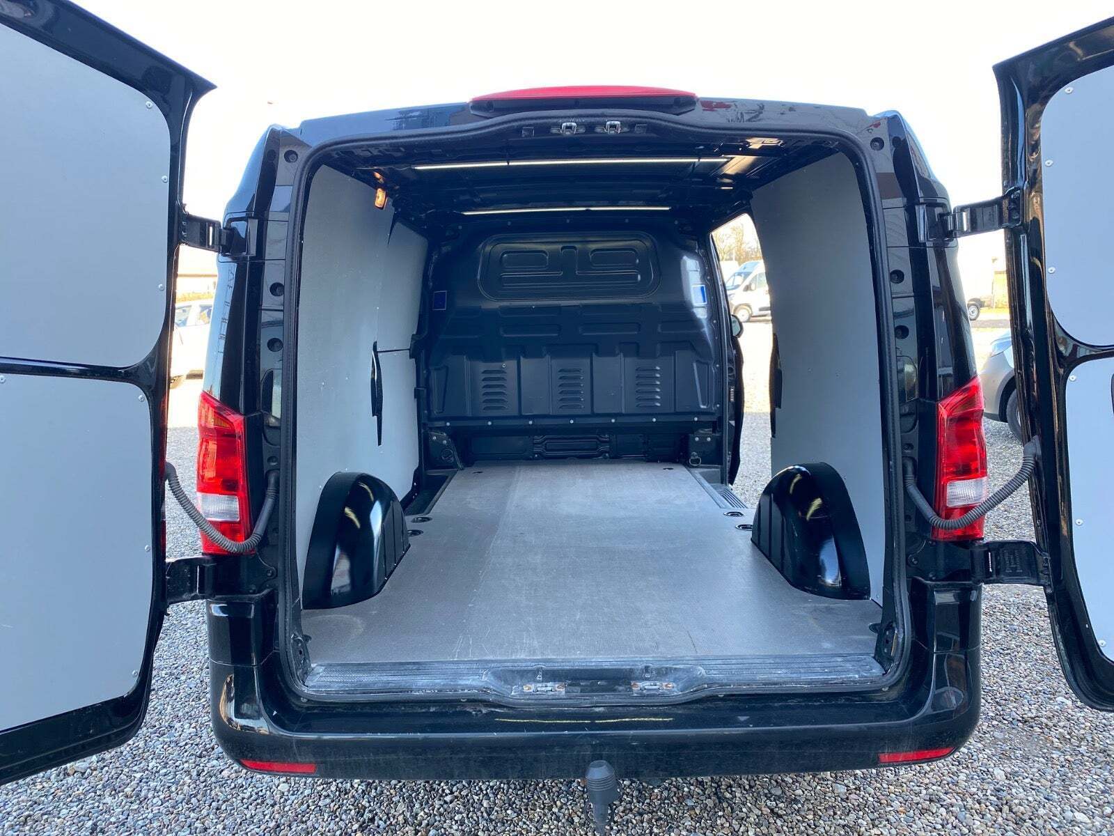 Mercedes Vito 114 2,0 CDi Kassevogn aut. XL RWD