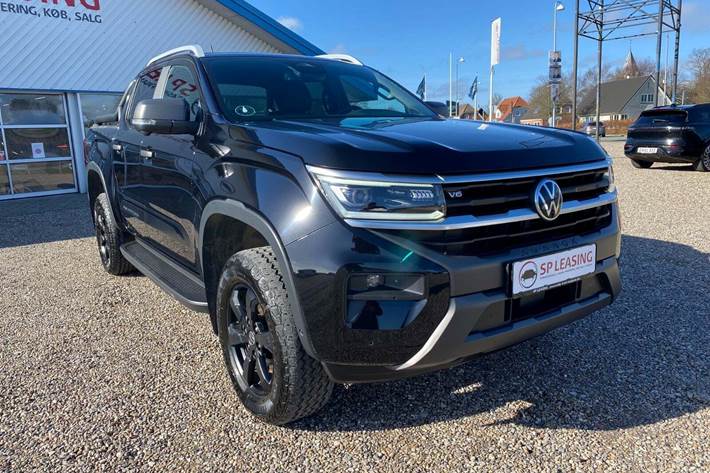 Sort VW Amarok fra 2025