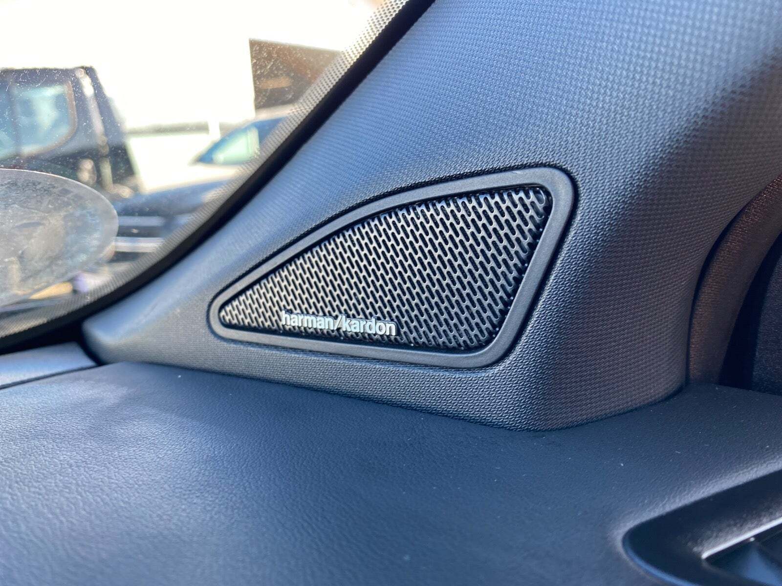 Sort VW Amarok fra 2025