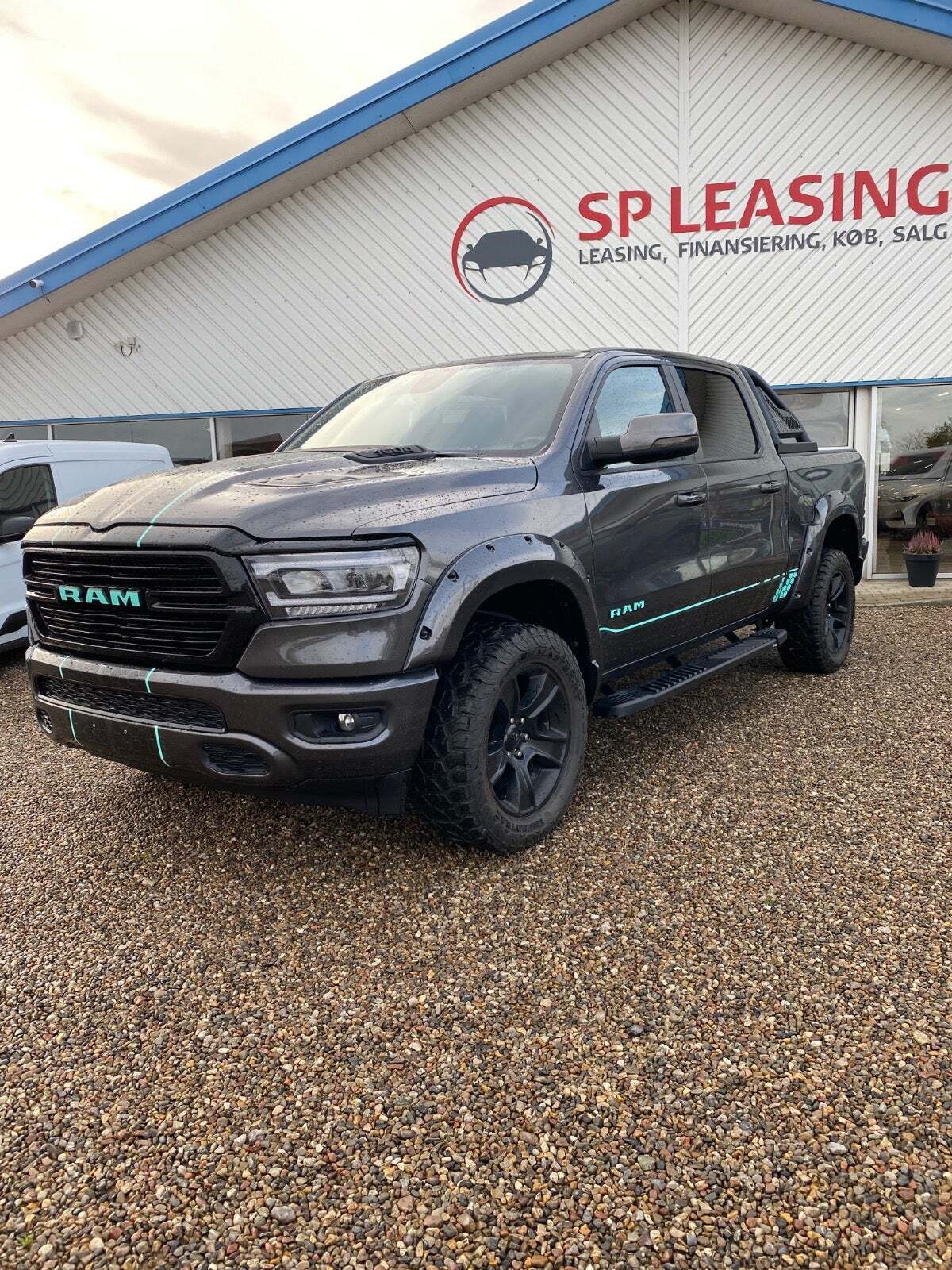 Dodge RAM 1500 5,7 V8 Hemi Laramie Sport aut.