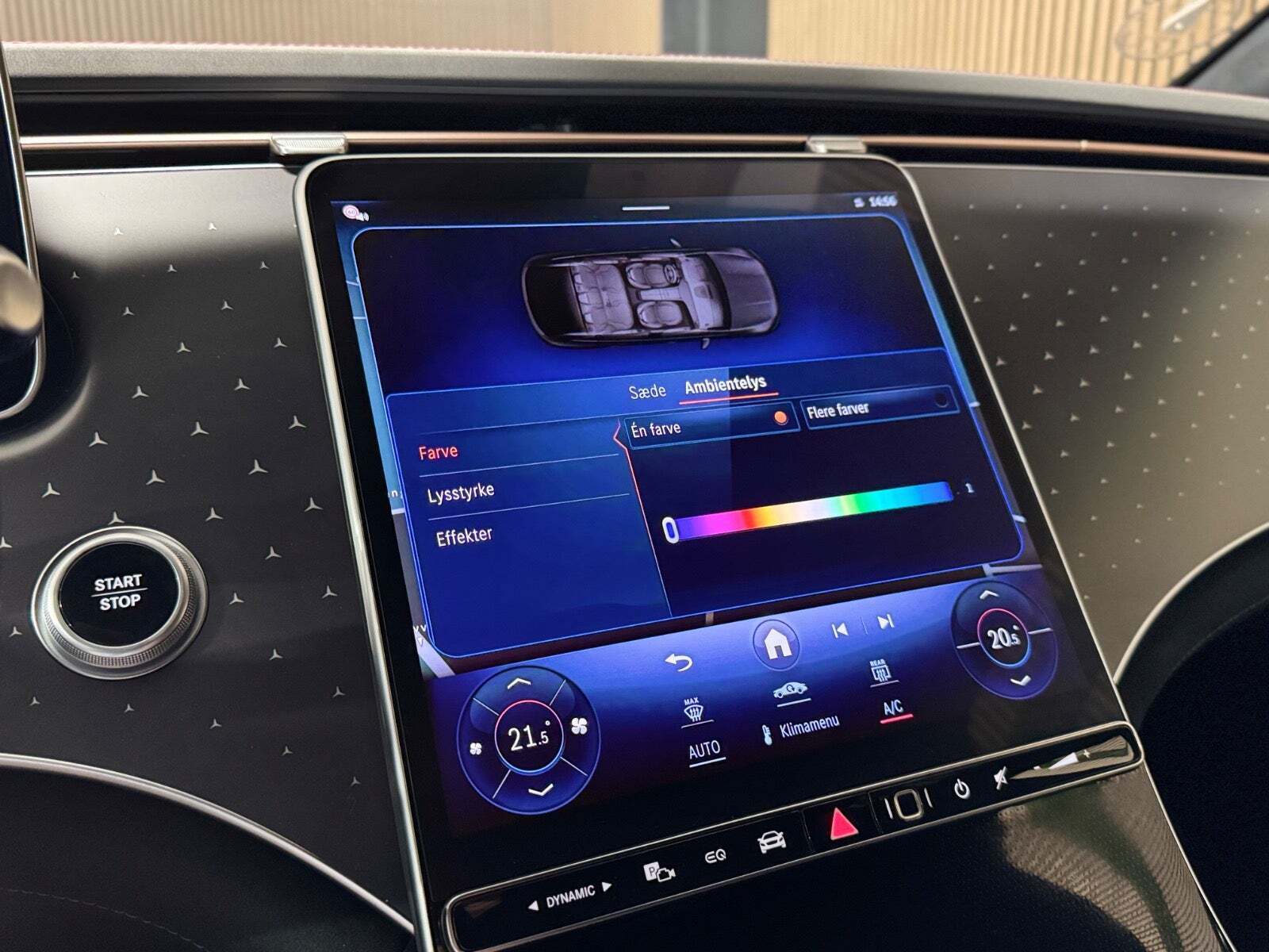 Grøn Mercedes EQE350 SUV fra 2024