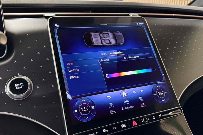 Grøn Mercedes EQE350 SUV fra 2024