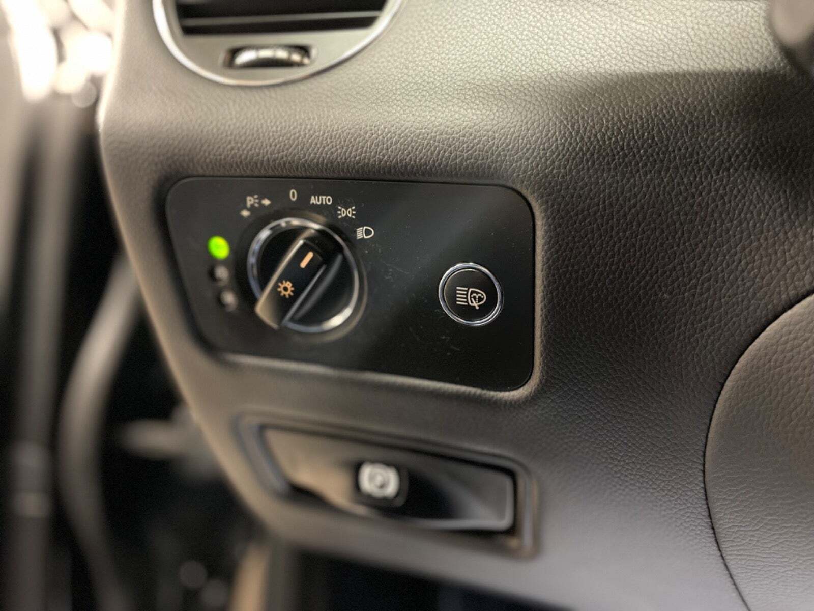 Sort Mercedes CLS55 fra 2006