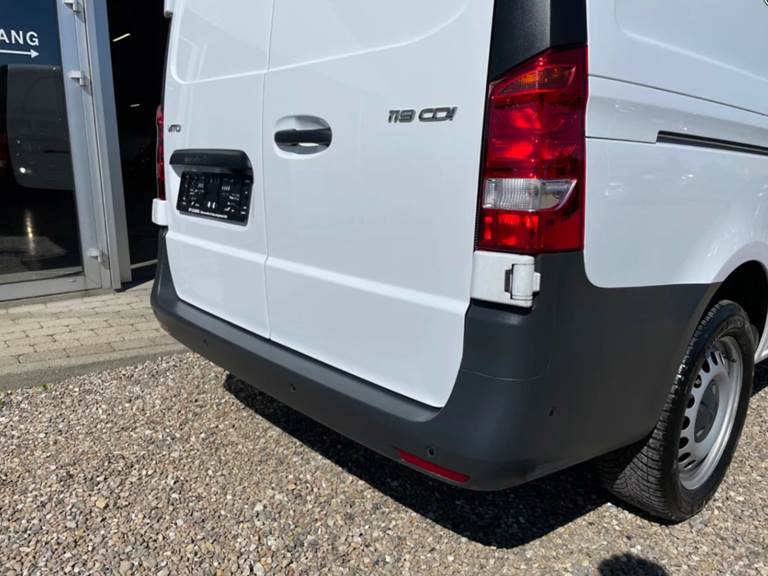 Mercedes Vito 119 2,0 CDi Kassevogn aut. L RWD