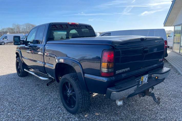 Blå GMC Sierra fra 2006